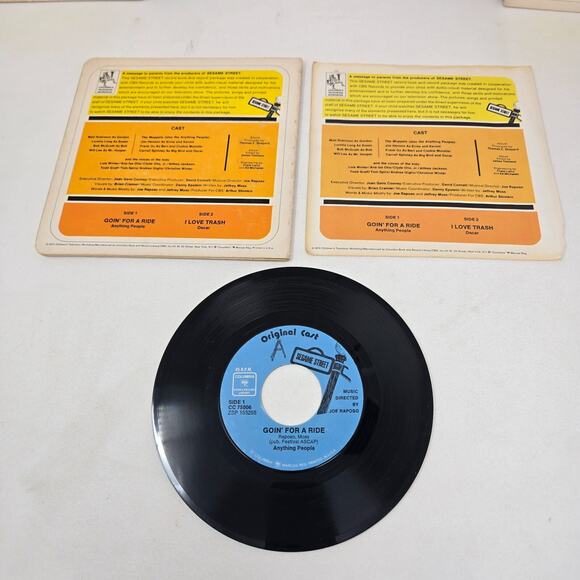 Sesame Street Vinyl Record Lot of 6 1970 Numbers Letters Shapes People 7" 45s - Picture 10 of 16